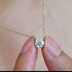 Éclat Round Cut Pendant